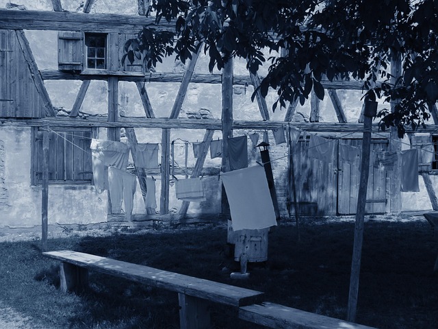 Free Laundry Black photo and picture