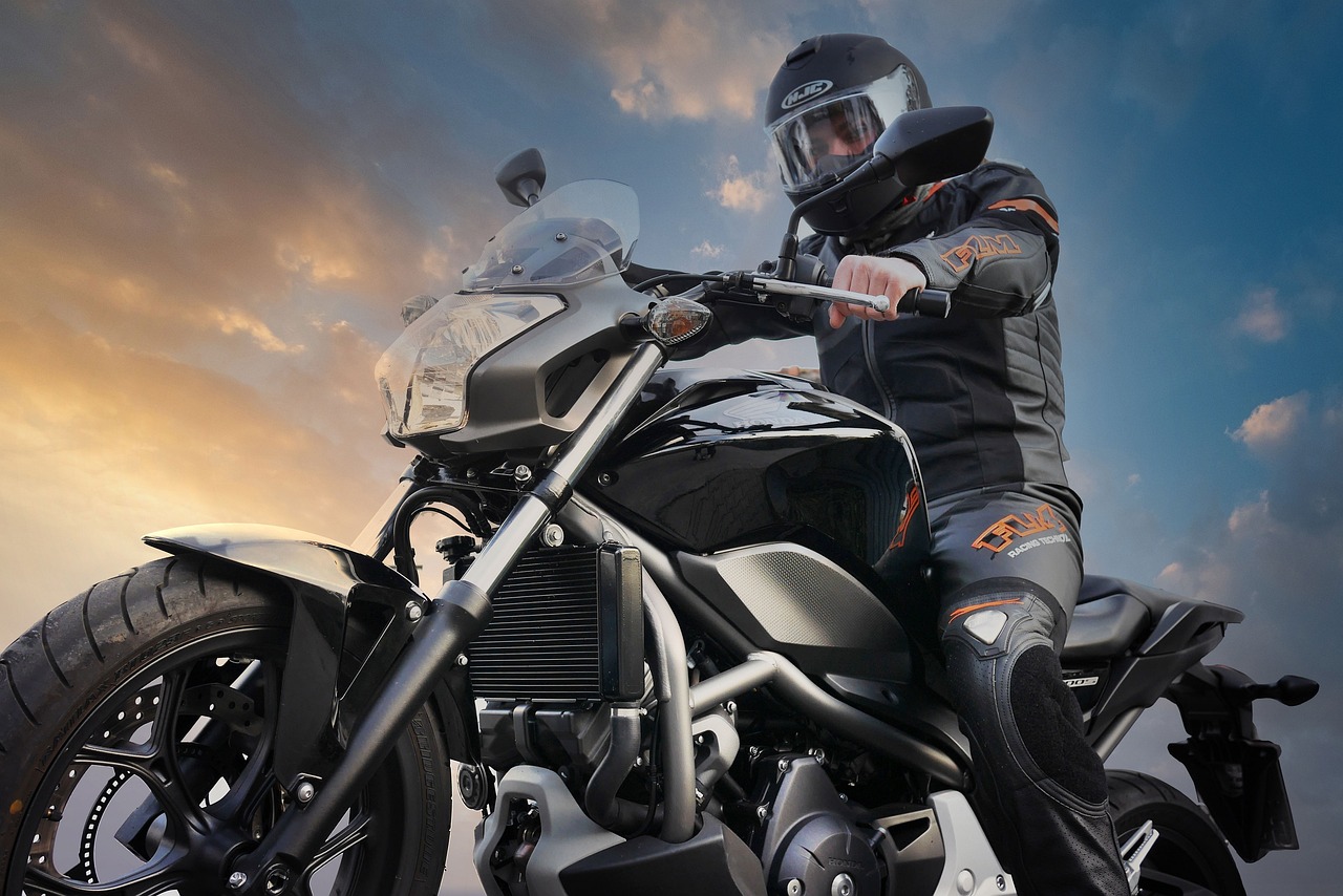 Affordable motorcycle in Ping Shan, Hong Kong: Costs, Regulations, and Practical Ownership