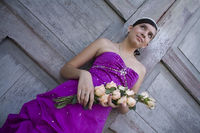 Free Lady Model photo and picture