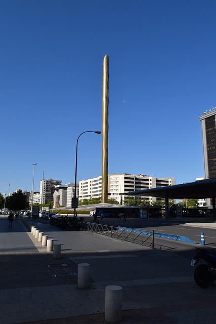 Free Monumento Madrid photo and picture