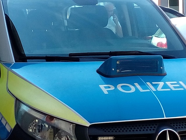 Polícia, Missão, Luz Azul