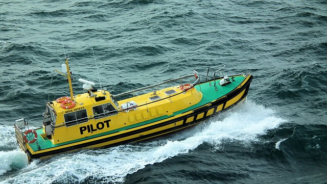 Free Boat Pilot Boat photo and picture