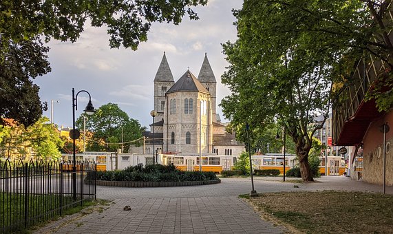 Budapest, Natur, Sankt Margaret, Kirke