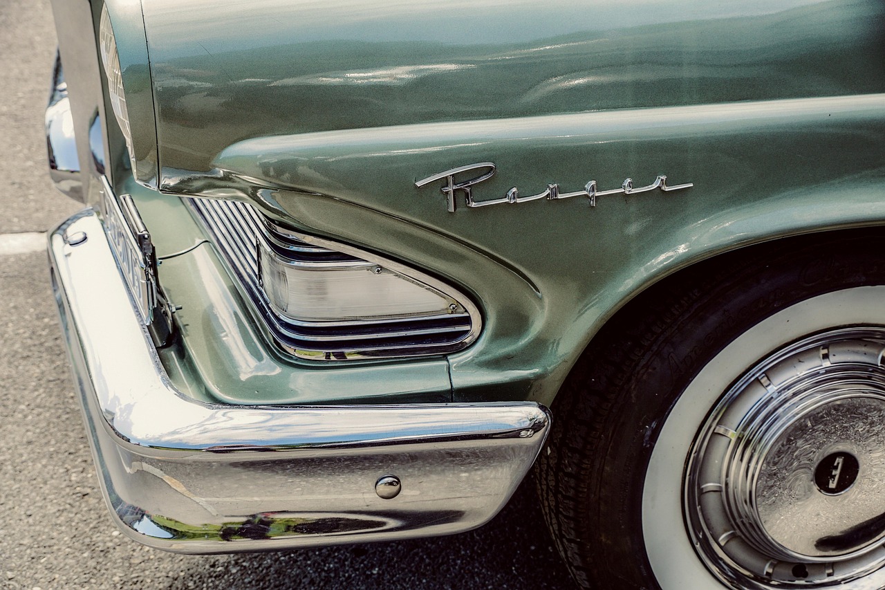Edsel - free online jigsaw puzzle photo