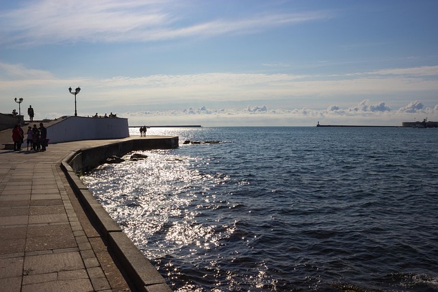 Free Sea Water photo and picture
