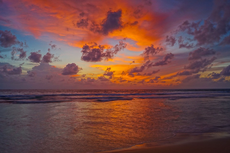 sunset-5299957_960_720.jpg