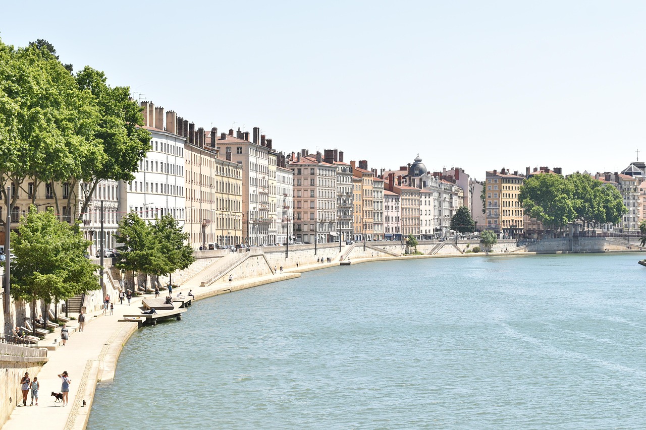 Sovereign Cloud for France: Snowflake and Bleu