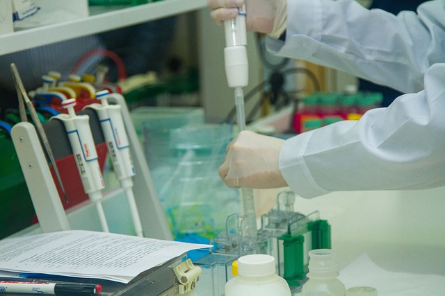 Free The Science Scientist Laboratory photo and picture