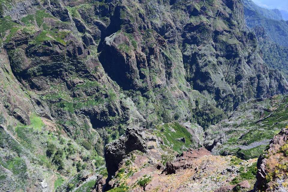 From Cozy Villages to Hidden Trails: Madeira Awaits the Explorer