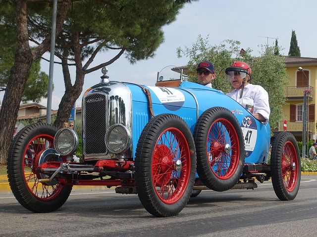 Free Antique Car Bugatti photo and picture