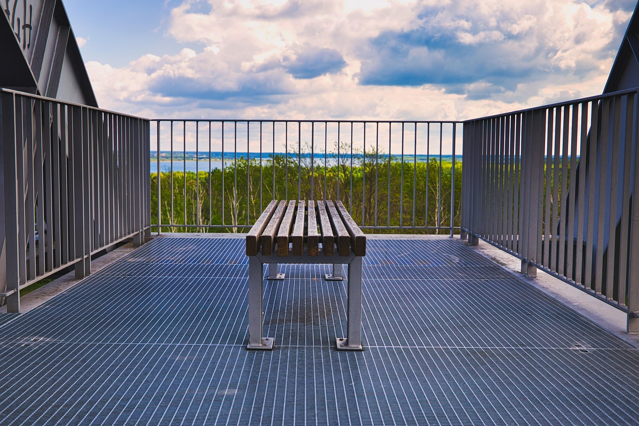 Bitter Field - free online jigsaw puzzle photo