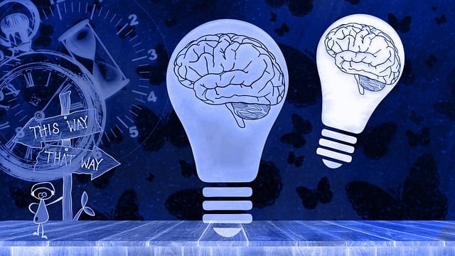 Free brain light bulb concept illustration