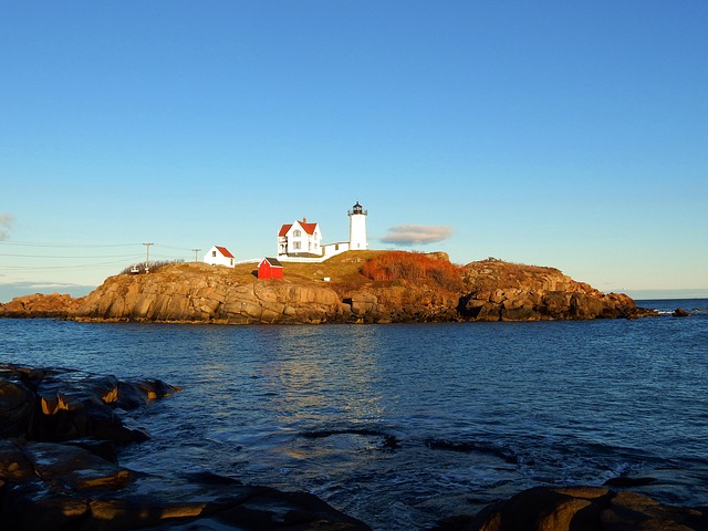 Free Nubble Lighthouse photo and picture