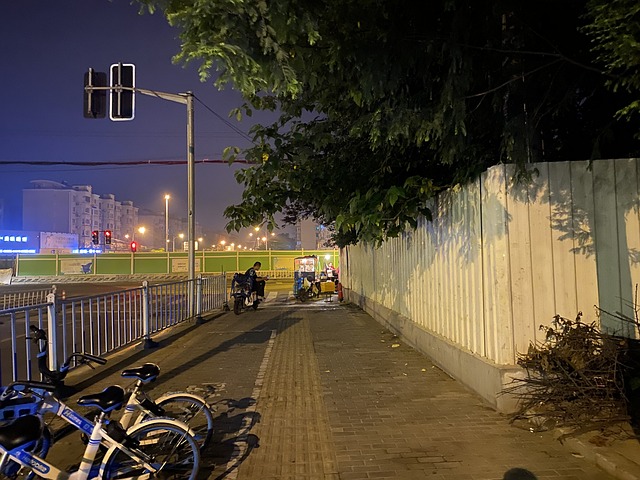 Free Night Street photo and picture