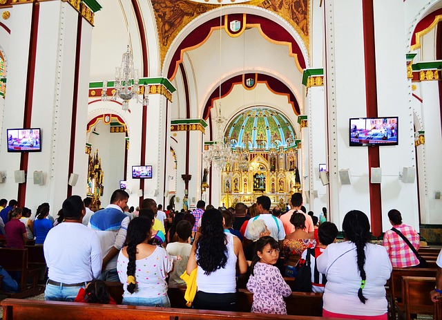 Iglesia Interior Personas - Foto gratis en Pixabay - Pixabay
