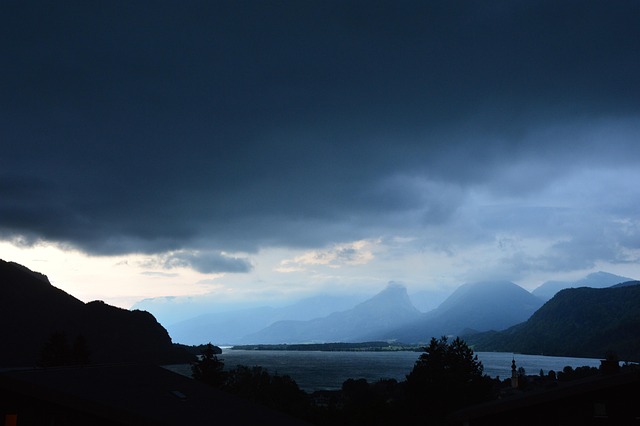 Free Storm Lake Wolfgang photo and picture