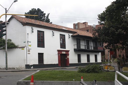 Free Neighborhood Of La Candelaria Bogota photo and picture