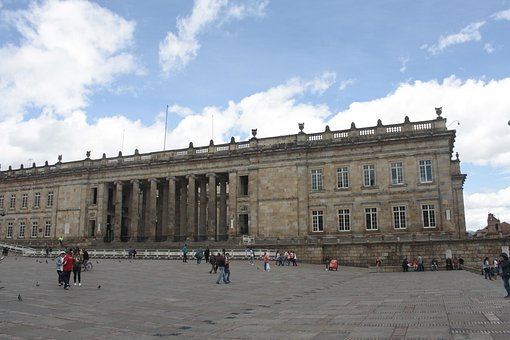 Free Plaza De Bolivar Bogota photo and picture