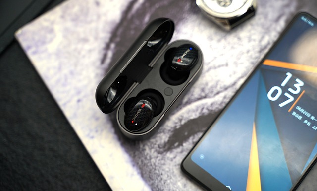 Free Headphones Earbuds photo and picture
