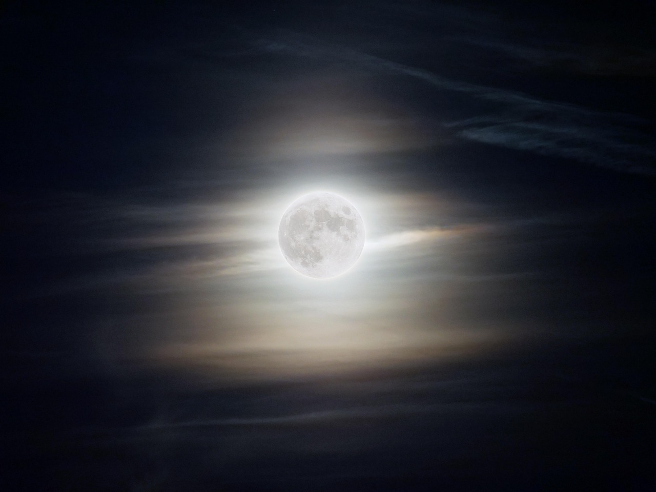 超过 10000 张关于“Lune Surface Gratuit”和“水”的免费图片 Pixabay