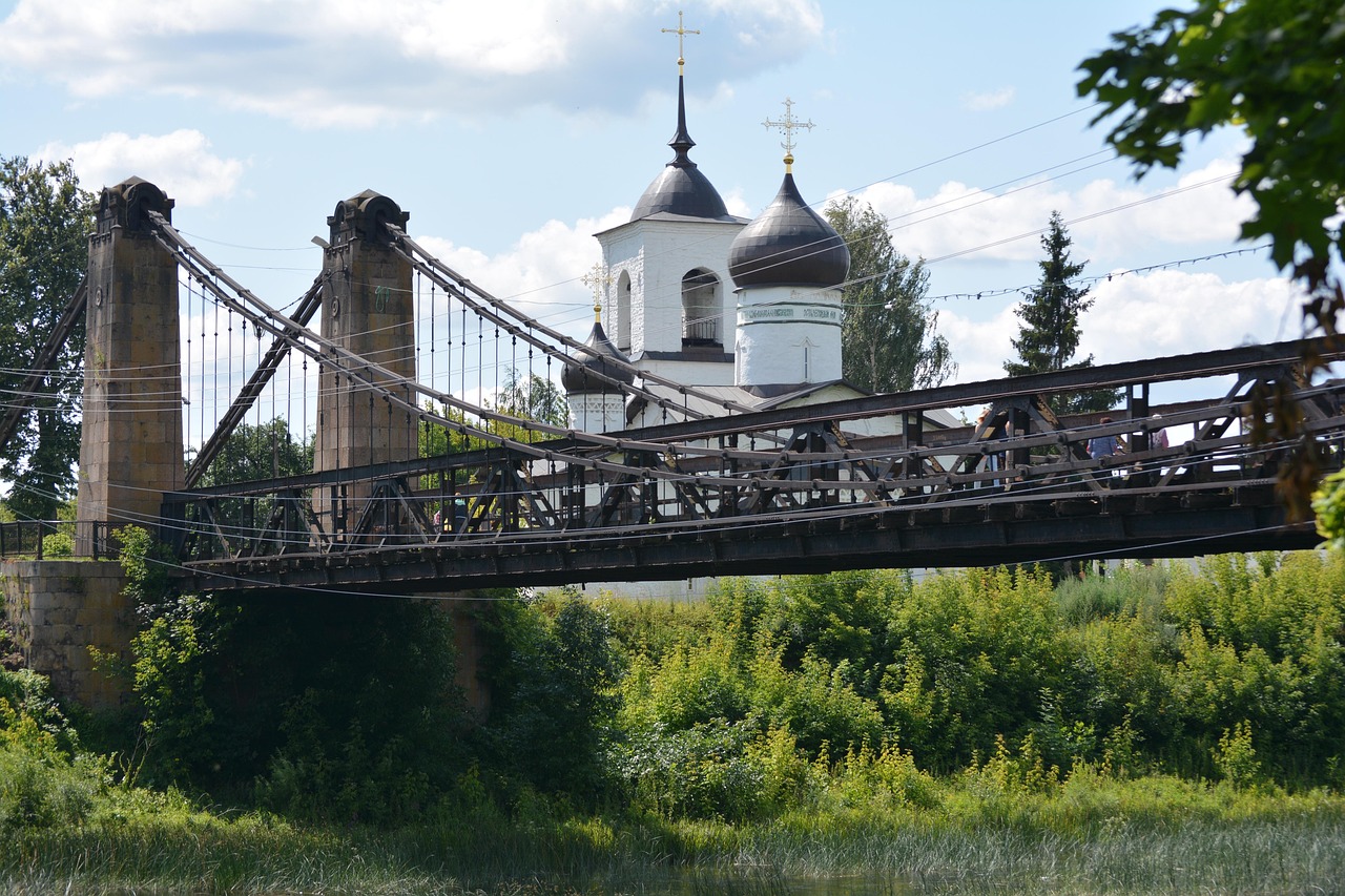 Church - free online jigsaw puzzle photo