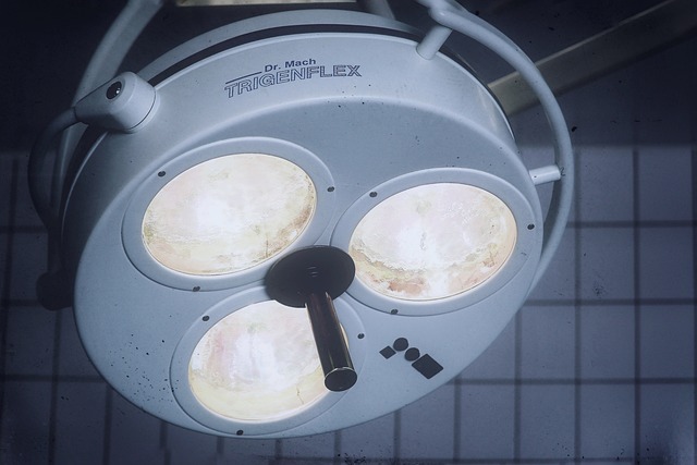 Free Operation Lamp Medicine photo and picture