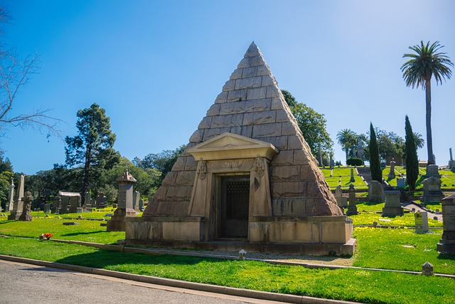 Piemont, San Francisco, Cimitir