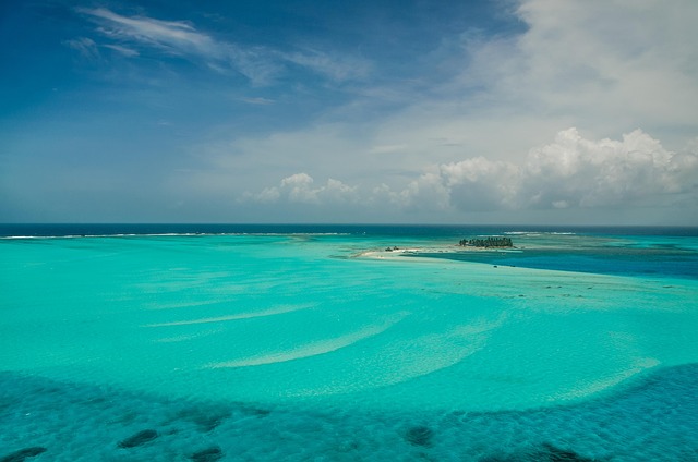 Free Paisaje Island photo and picture