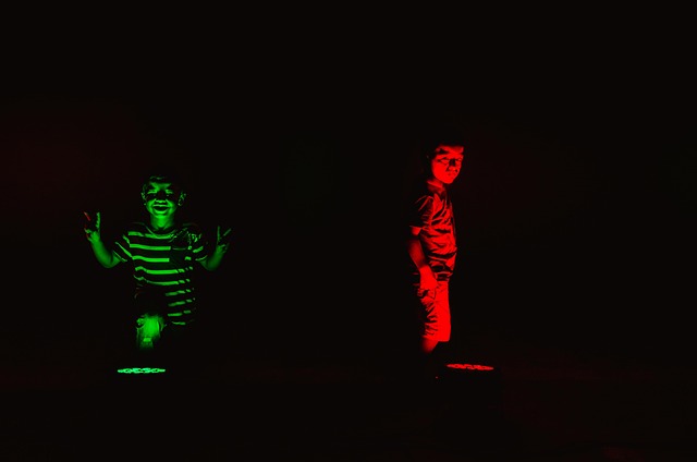 Free Luces Niños photo and picture