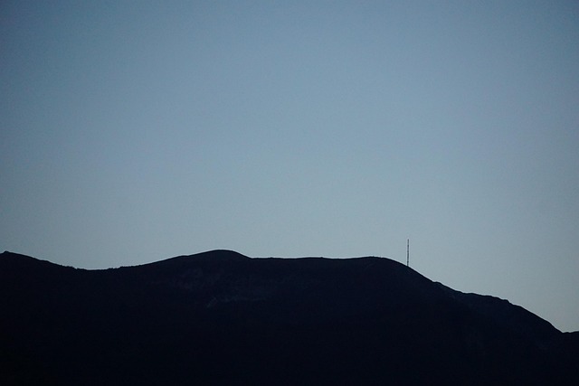 Free Mountain Dobratsch photo and picture