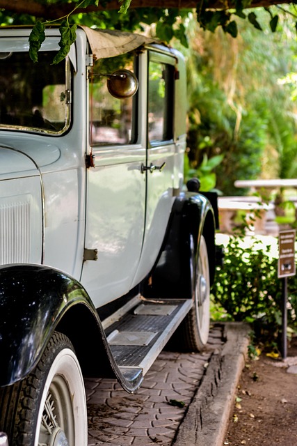Free Car Retro photo and picture