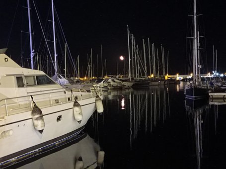 Havn, Hammamet, Yacht