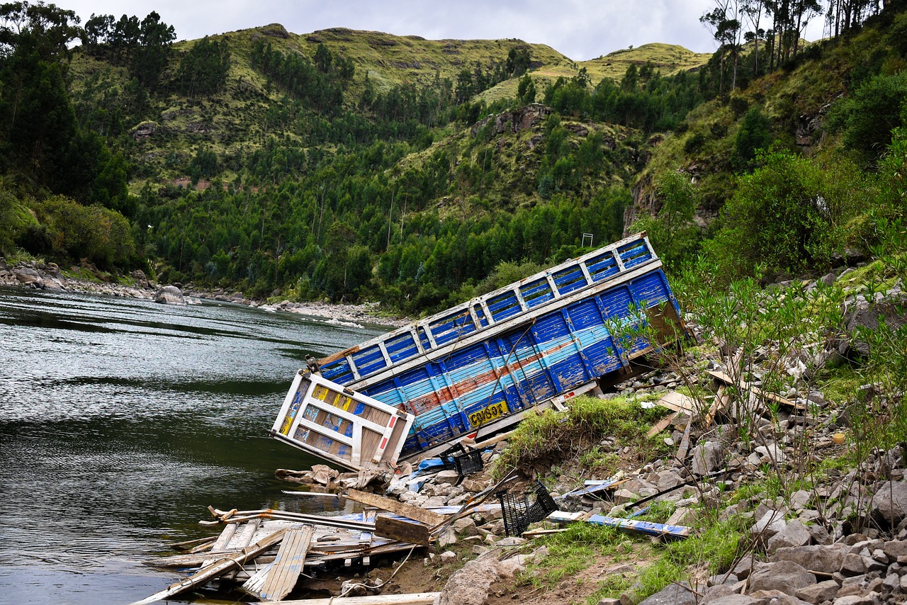 Free River Accident photo and picture