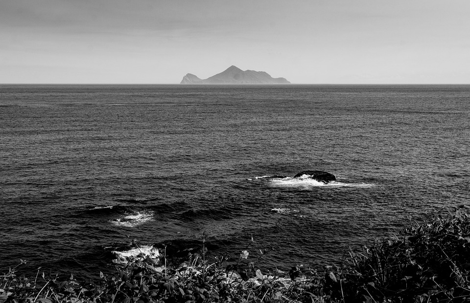Laut Batu Gunung Hitam Dan Foto Gratis Di Pixabay