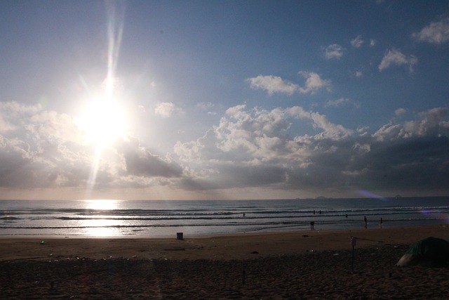 Free Dawn Ocean photo and picture