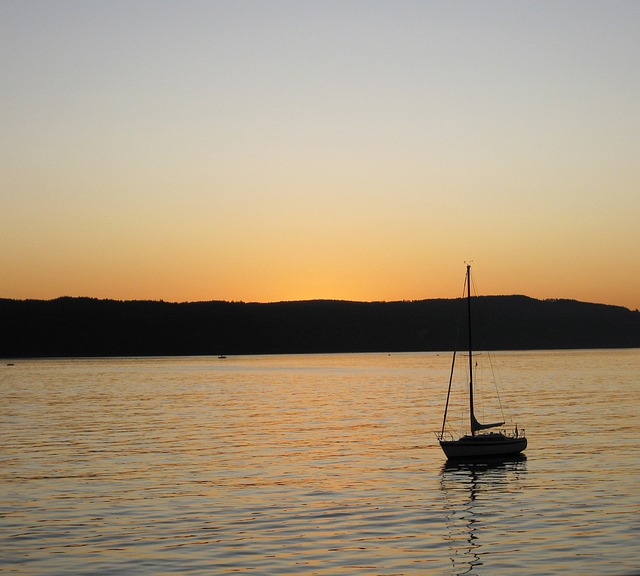 Free Lake Sailboat photo and picture