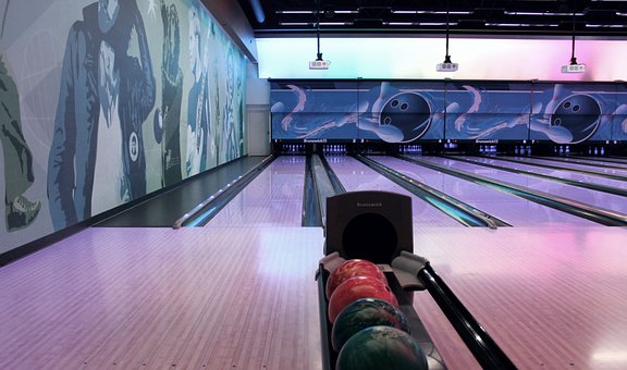 Free Lanes Ball photo and picture