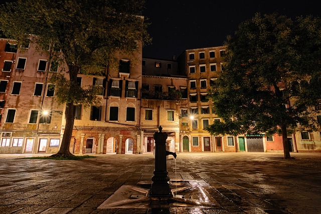 Free Venice Ghetto photo and picture