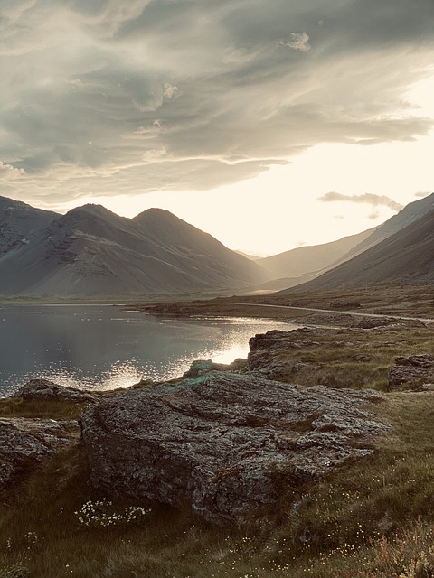 Free Mountains Lake photo and picture