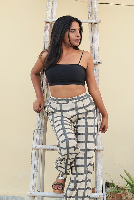 Free Woman Model photo and picture