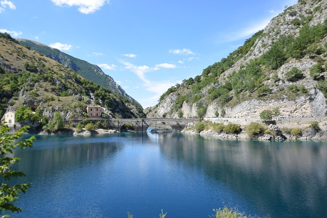 Free Mountains Lake photo and picture