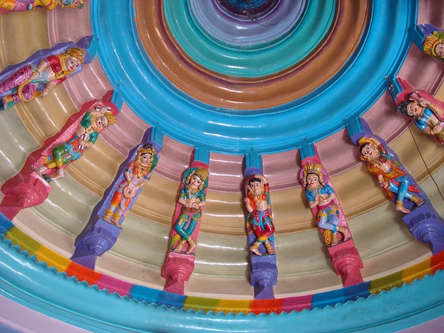 Starověký, Památník, Adalaj