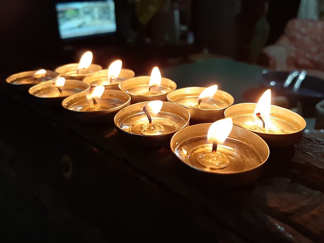 Free Light Candle photo and picture