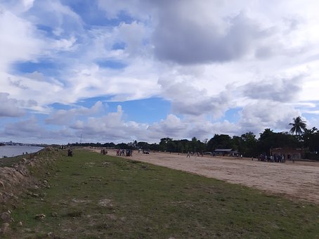 Free Scenery Sky photo and picture