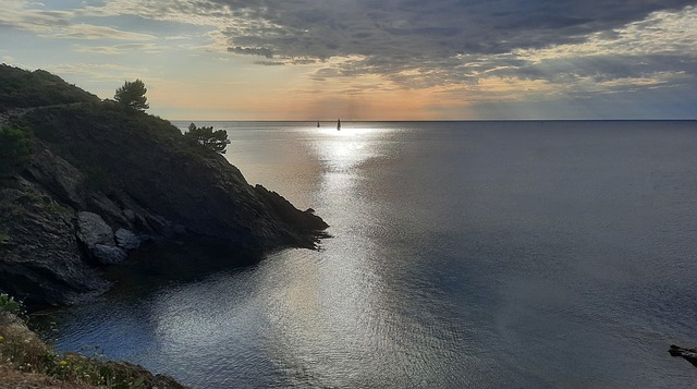 Free Vermeille Coast Eastern Pyrenees photo and picture