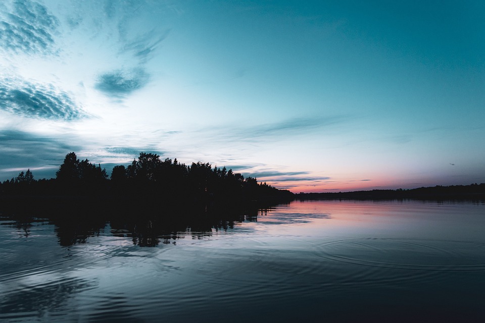 lake-5468750_960_720.jpg