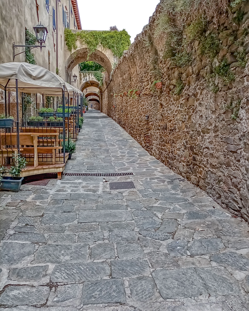 Free Alley Italy illustration and picture