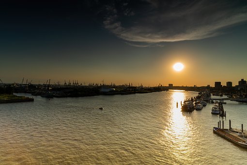 Západ Slnka, Hamburg, Nemecko, Prístav