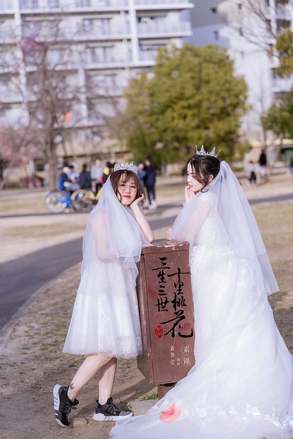 Free Bride Friend photo and picture