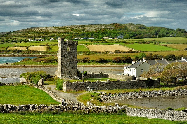 Free Ruins Landscape photo and picture